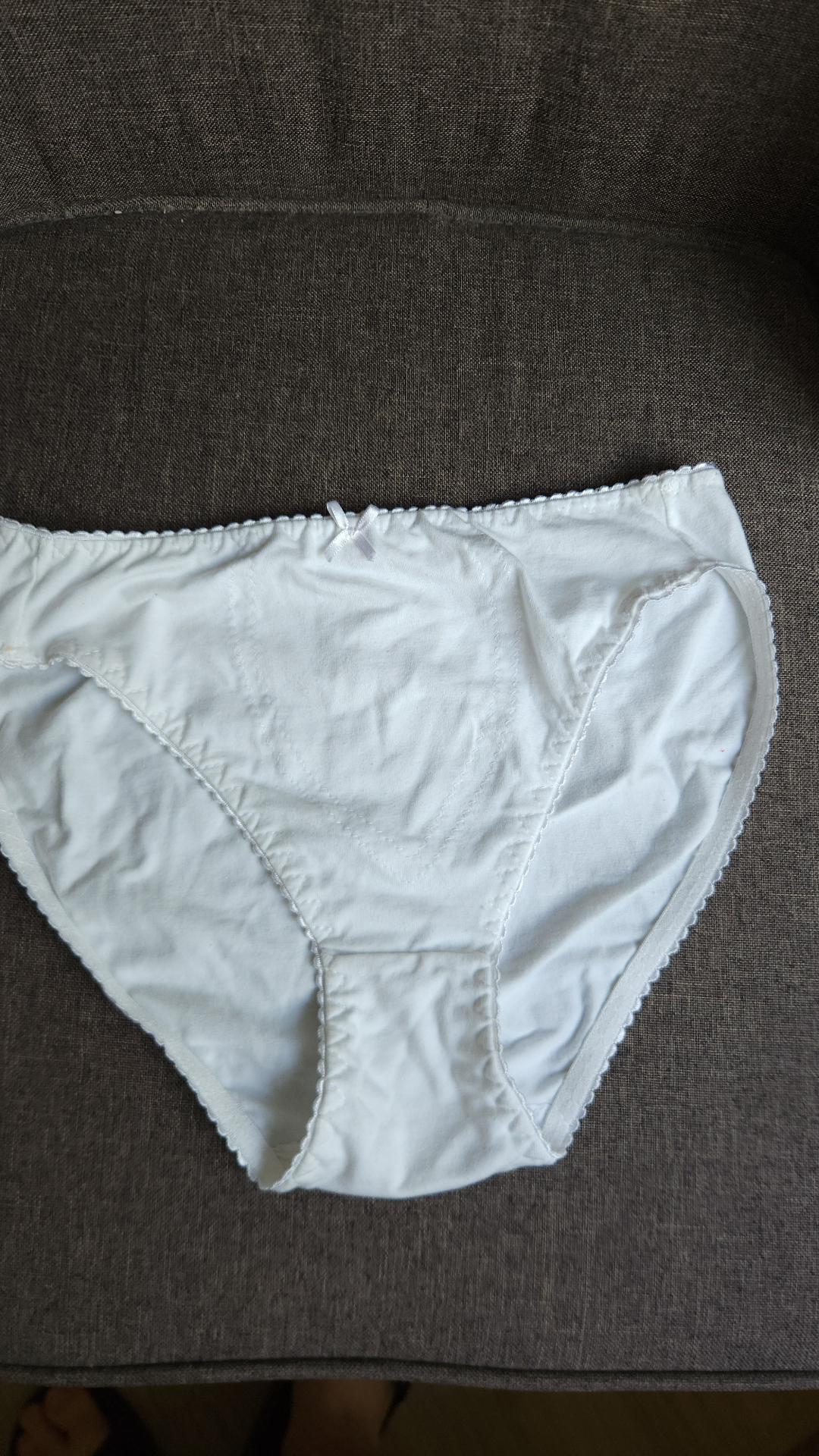 Bikini de cobertura alta de algodón bordado blanco, color blanco