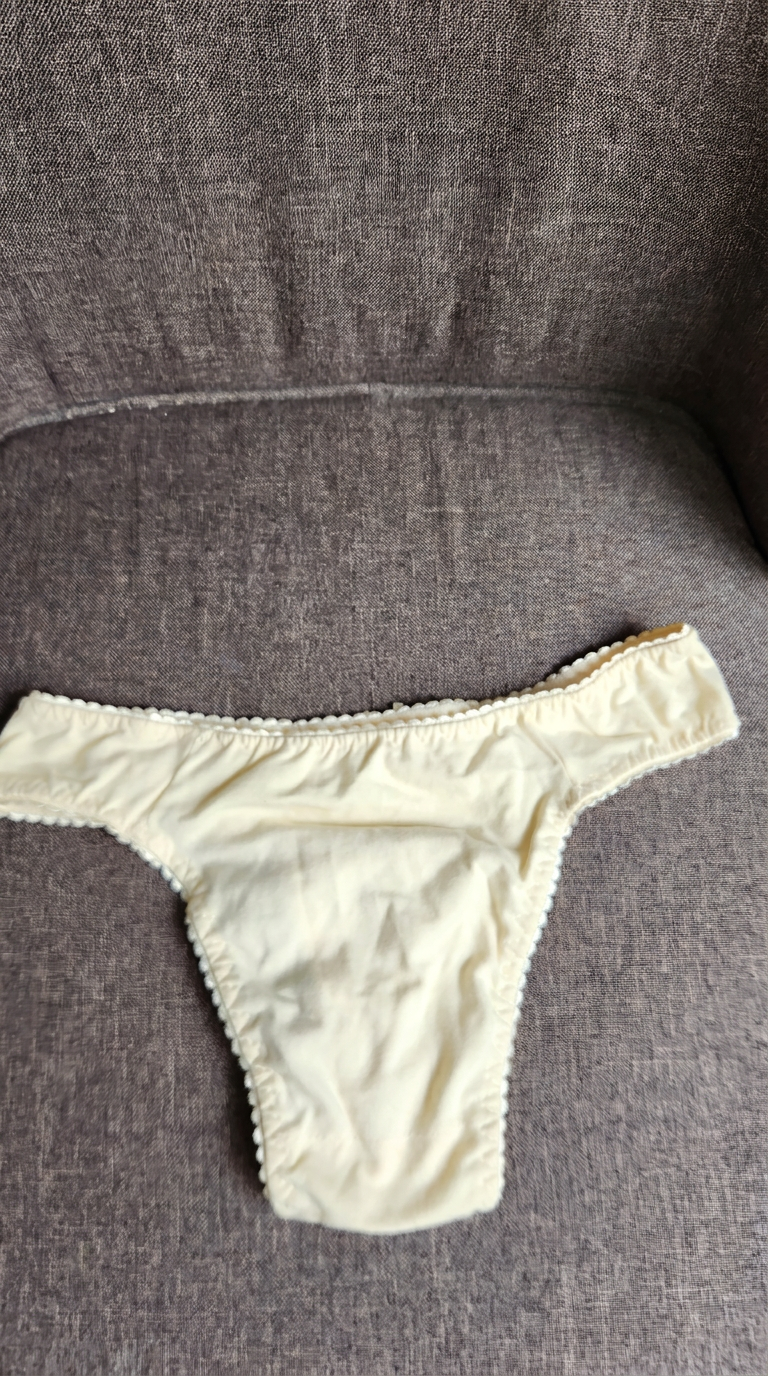 Bikini de corte bajo de algodón vainilla, color vainilla
